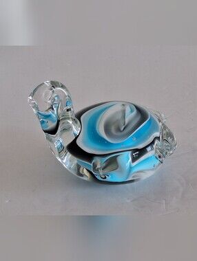 Art glass turtle paperweight